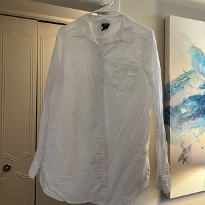 H&M white button down shirt